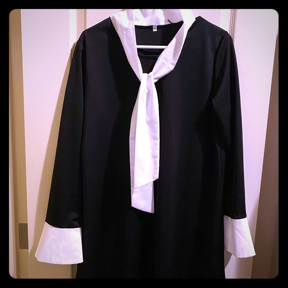 Black & White StructuredLongSleeveCollar CuffDress